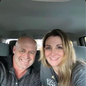 Meet your Posher, Bobby